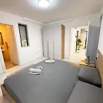 Paceville Glow 12 Apartman *