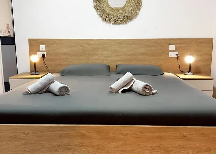 Paceville Glow Seven شقة