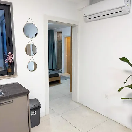 Apartment Paceville Glow Seven