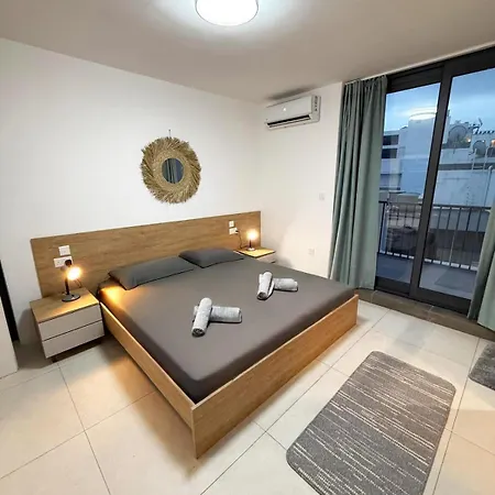 Paceville Glow Seven Saint Julian's