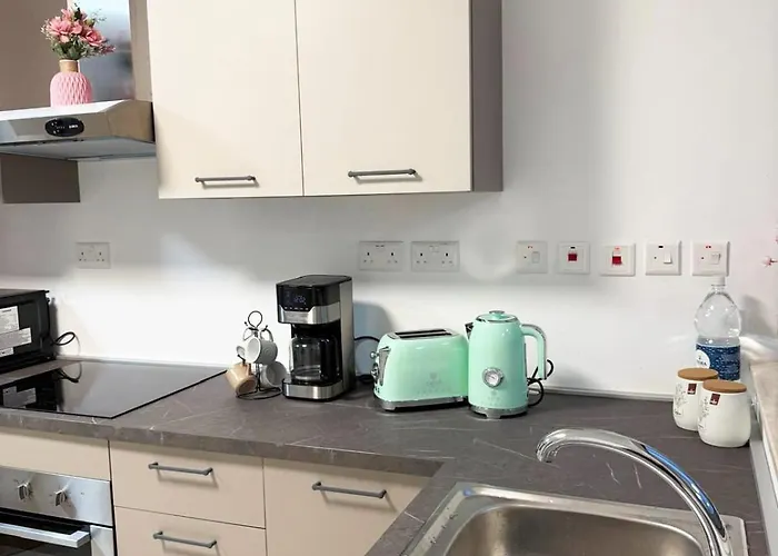 Paceville Glow Seven * St. Julian's