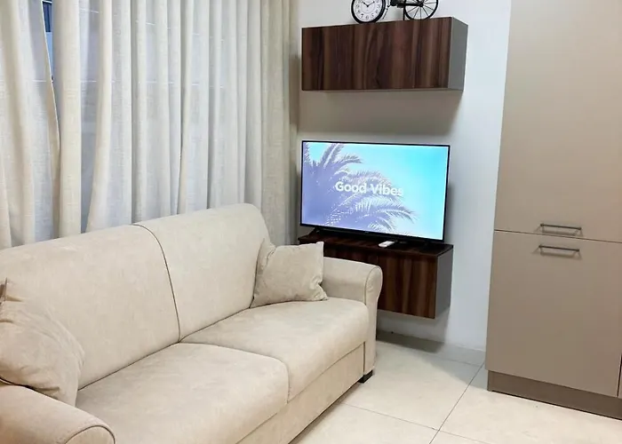 Paceville Glow Seven Apartament