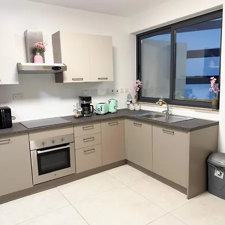 Apartman Paceville Glow 12 San Ġiljan