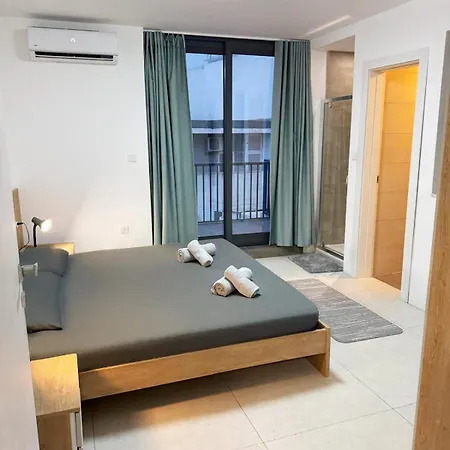Paceville Glow 12 Apartman