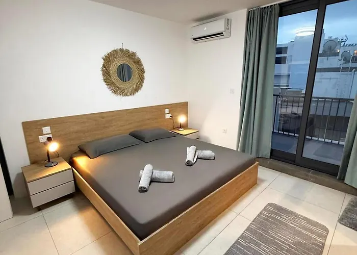 Paceville Glow Seven Saint Julian's